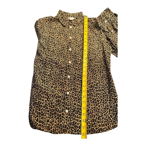 J. Crew Factory Button-up Leopard Shirt in Signature Fit For Women Size Medium - Picture 8 of 9